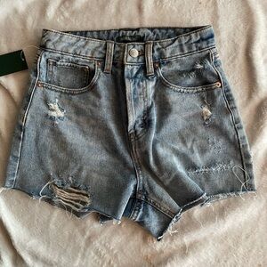 Distressed high waisted shorts